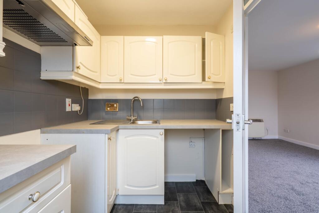 Crawley Court, West Street, Gravesend, Kent, DA11 - View 6