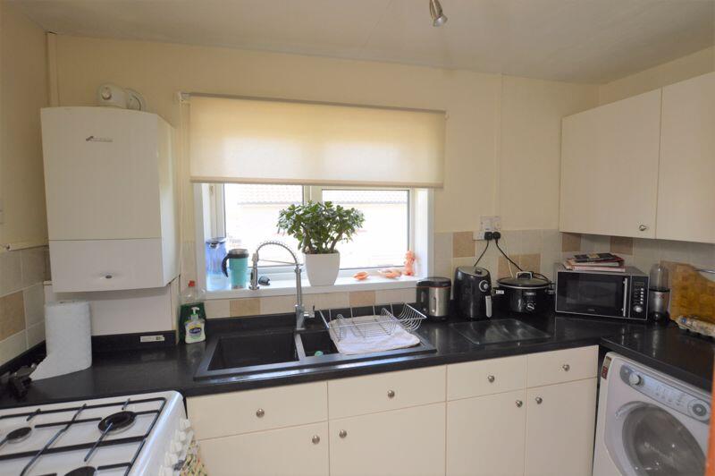 Apartment in Salisbury, Wiltshire - View 4