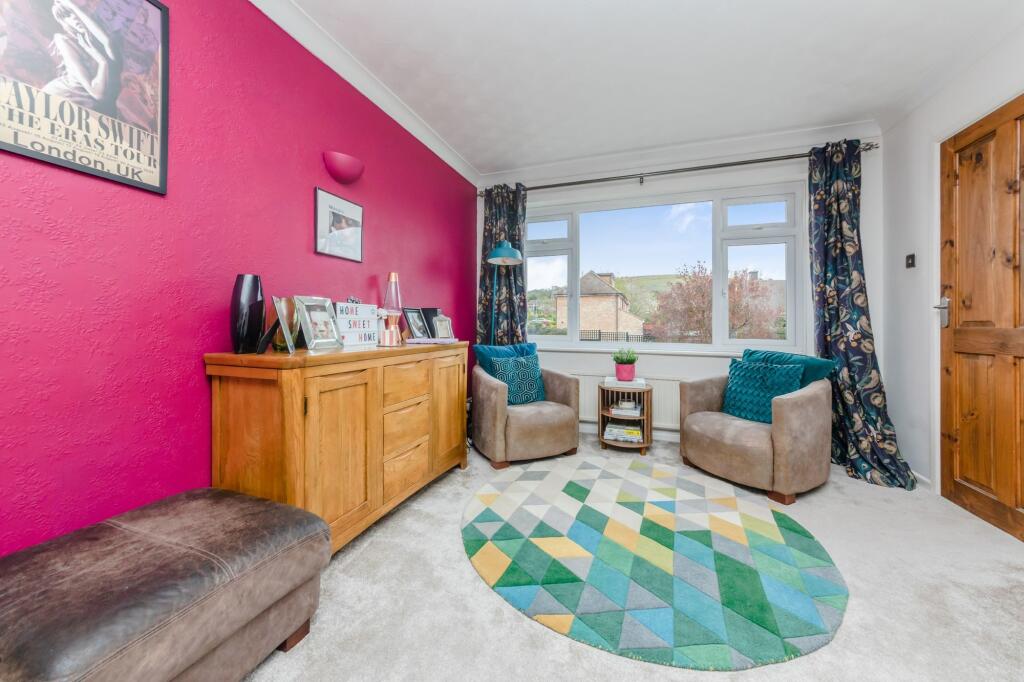 The Martlets, Lewes, BN7 - View 6