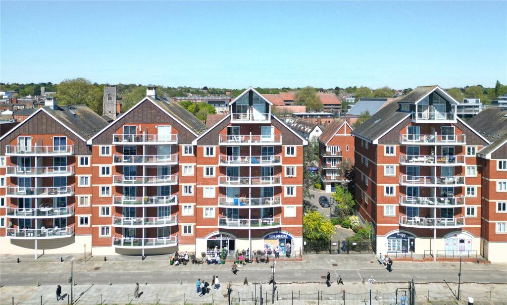 4-bed flat on Neptune Square, Ipswich, Suffolk, IP4, £475,000