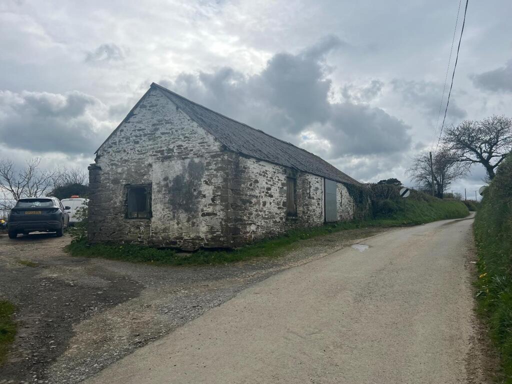 Llangolman, Clynderwen, SA66 photo 3