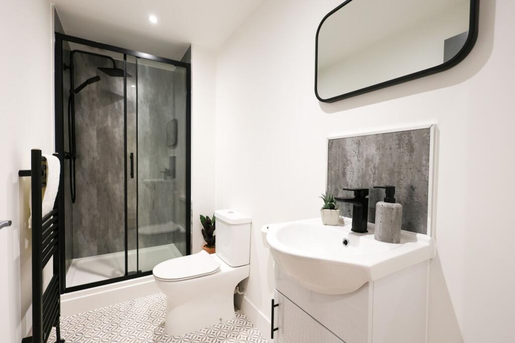 House in Portsmouth - View 4