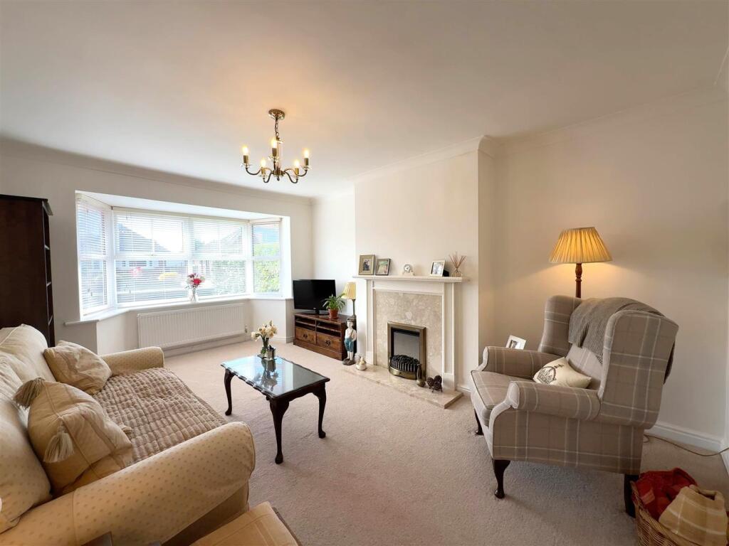 Walmer Road, Lytham St. Annes photo 4
