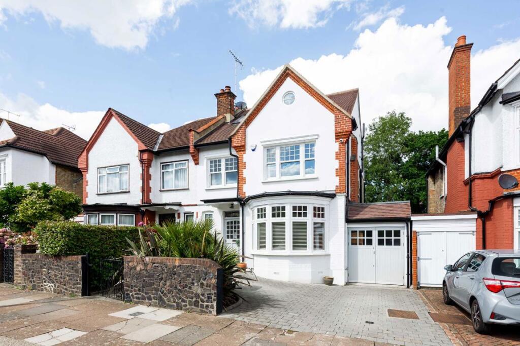 Main image of property: Park Crescent, Finchley