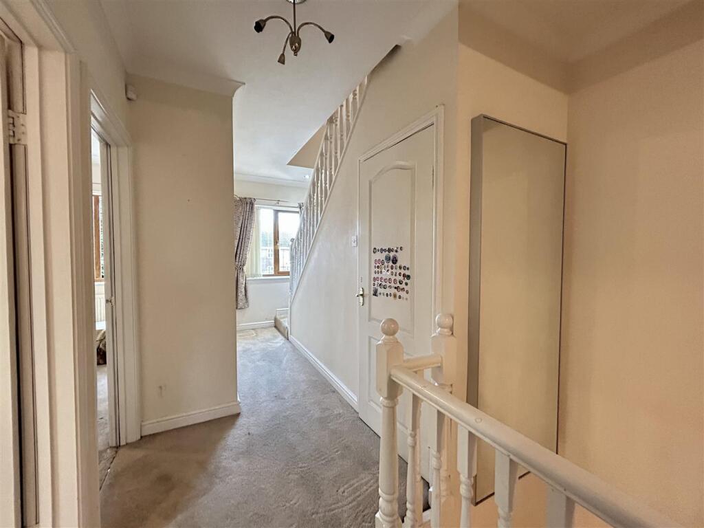 Additional image 19 of Ross, Rowley Regis