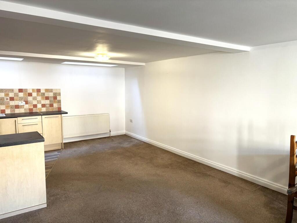 Apartment in Dorchester - View 3