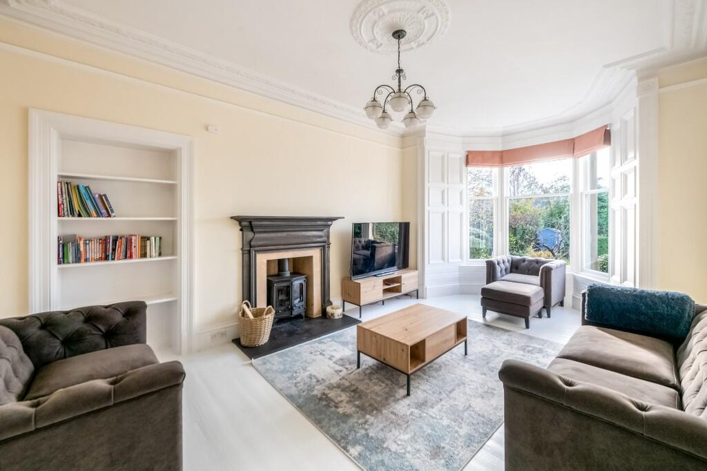 Chapelhill, 14 Drummond Terrace, Crieff, Perthshire, PH7 photo 2