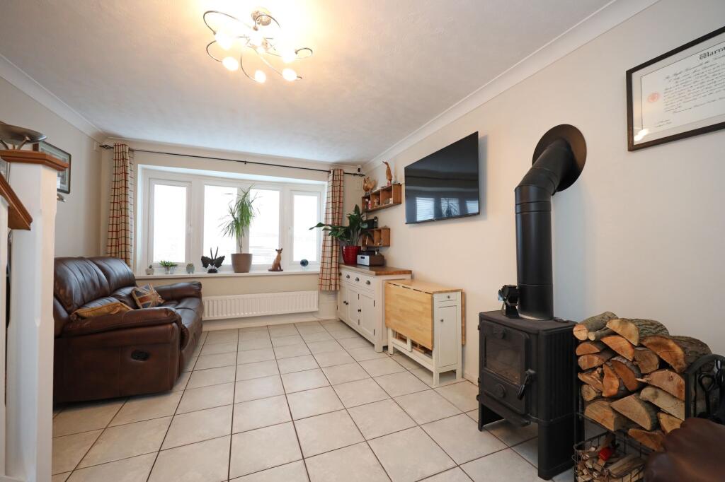 Horatius Road, Chesterton, ST5 photo 3