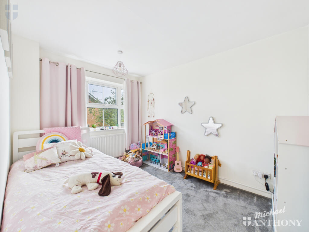 Kingsland Road, Aylesbury - More