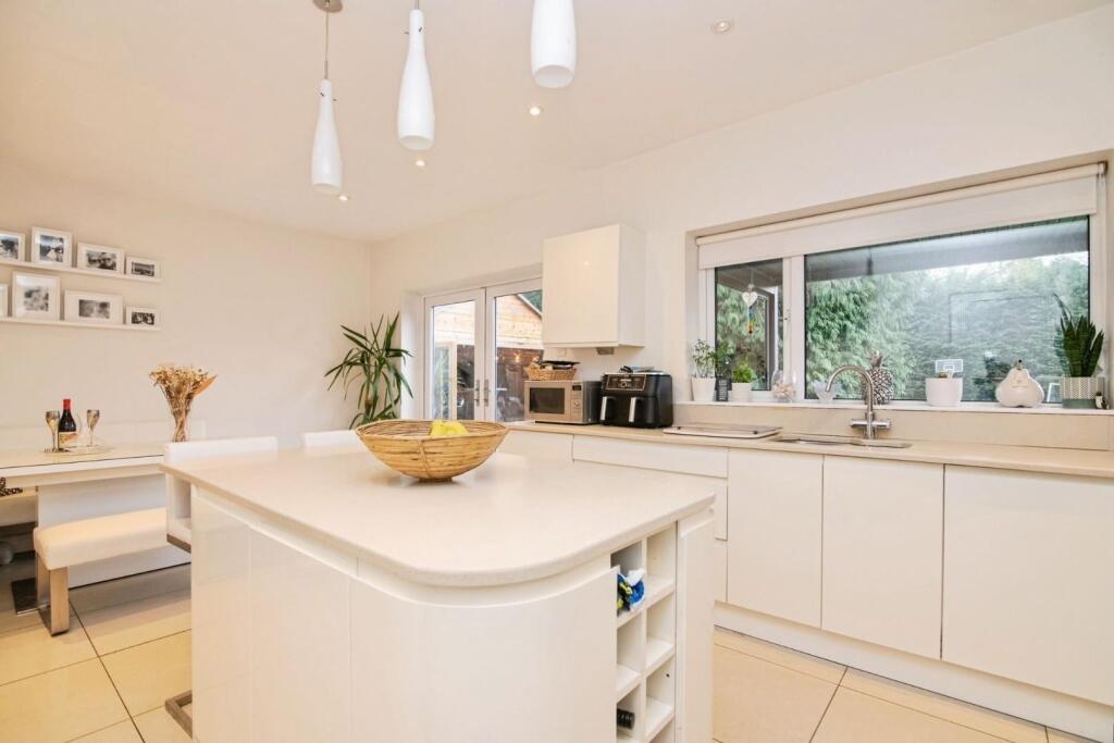 Additional image 2 of Beech Lawn, Kenilworth Road, Hampton-In-Arden, Solihull