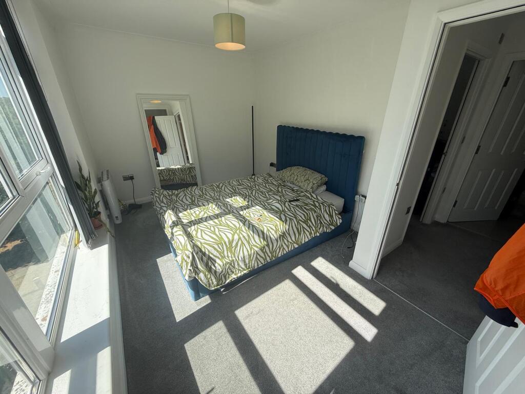 Apartment in Canterbury - More