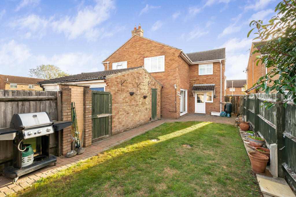 House in Cherwell, Elmsbrook, Bicester - More