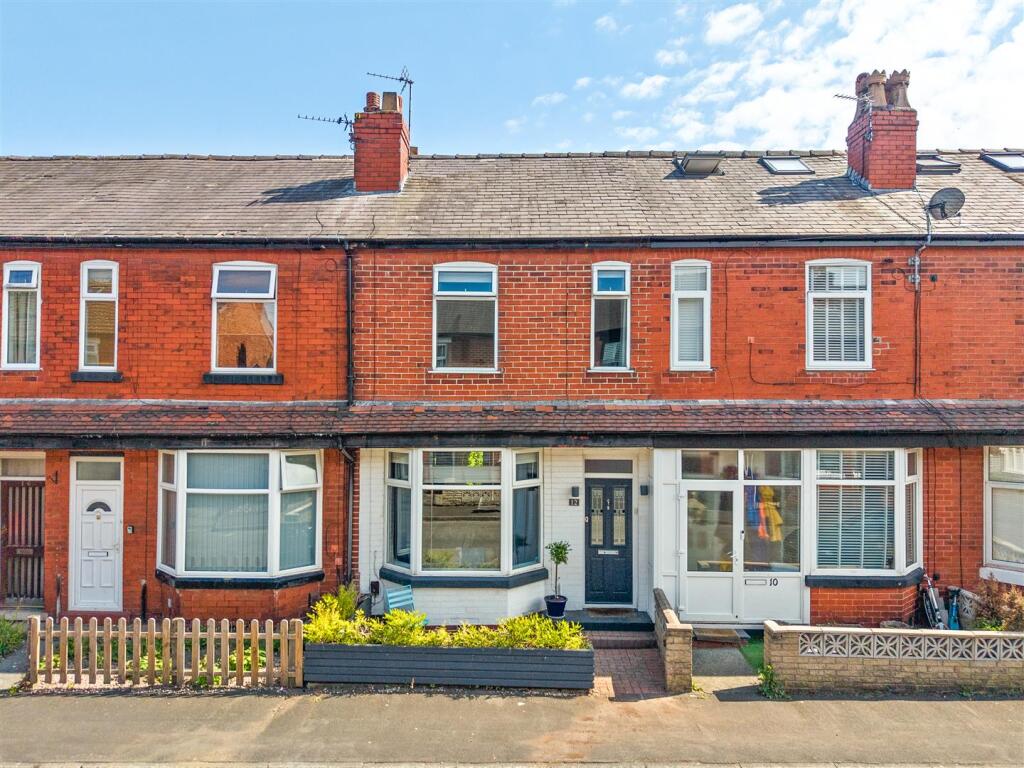 Main image of property: Harcourt Road, Sale