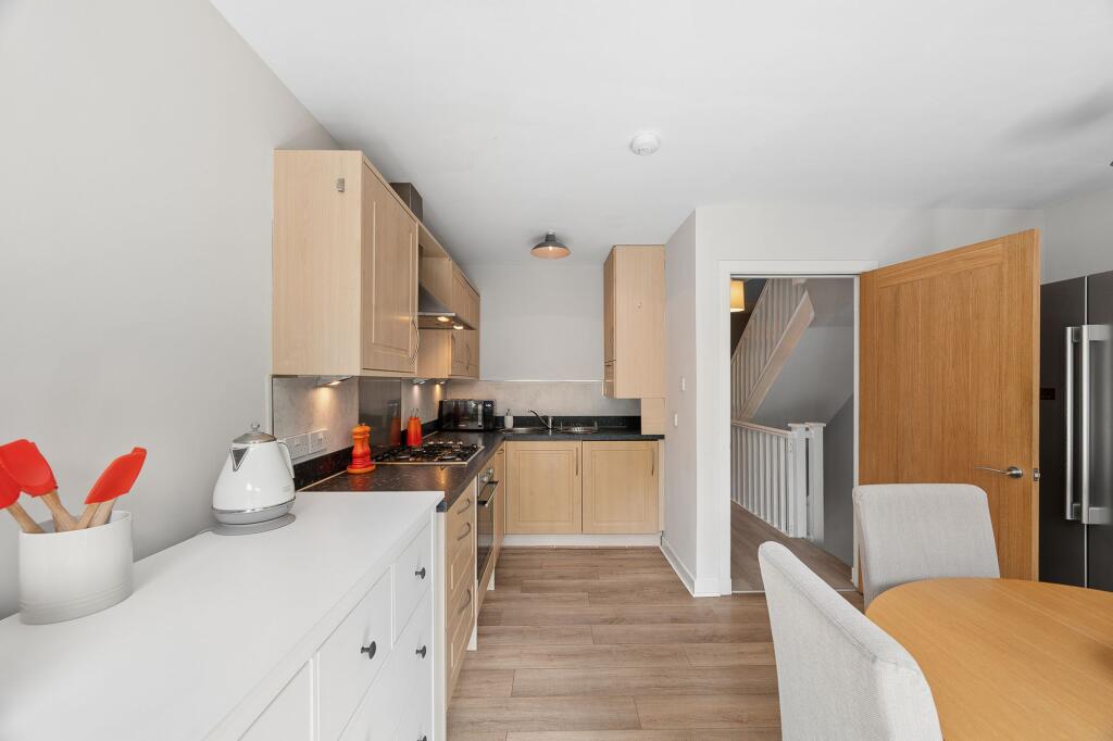 House in Glasgow - More