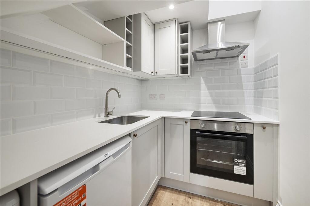 Apartment in London - More