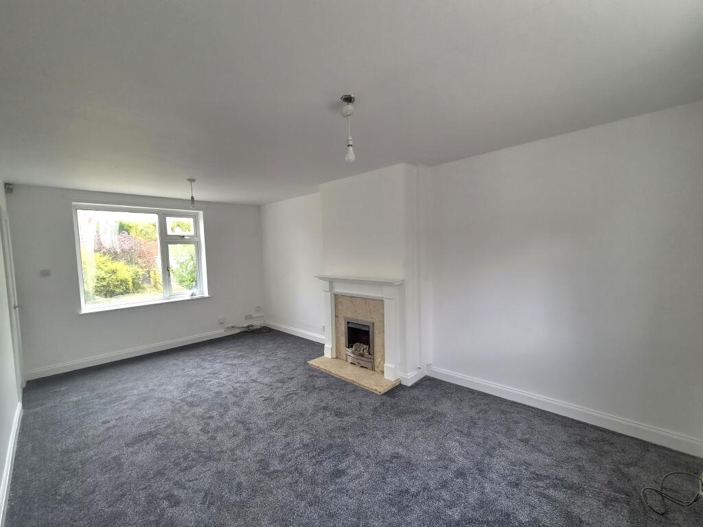Bristol Close, Heald Green, Cheadle, Stockport photo 4