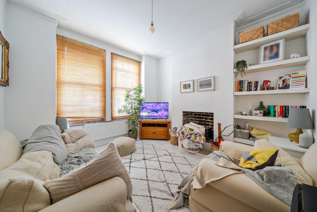 Apartment in London - View 2