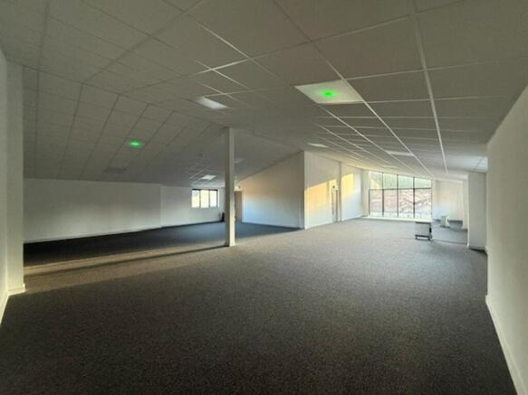 113 London Road interior 3.jpg