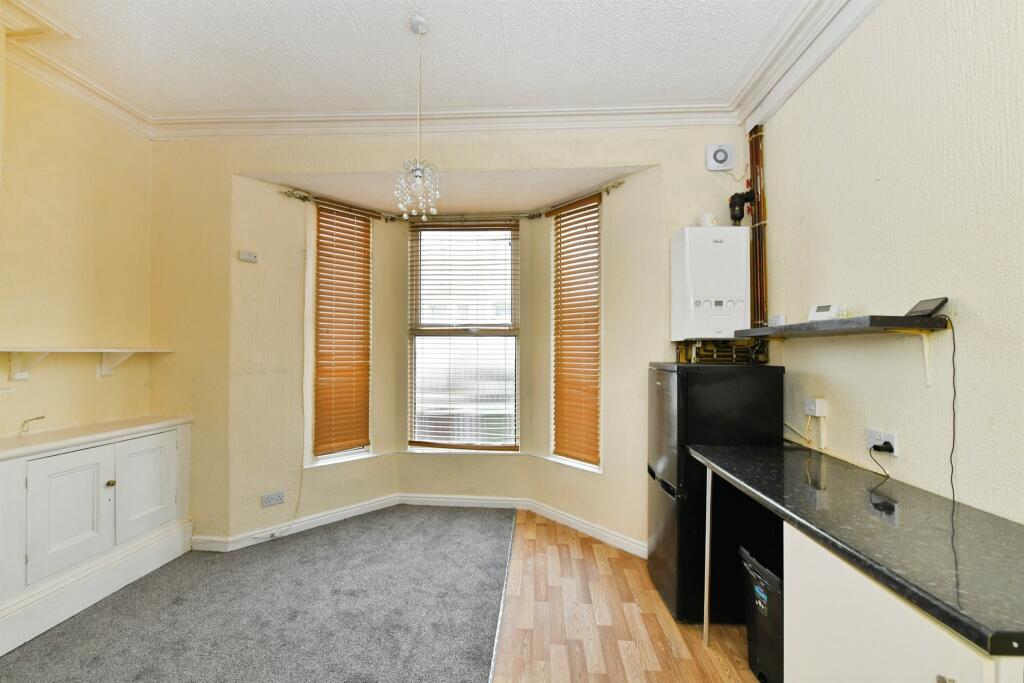 Apartment in Plymouth - View 5