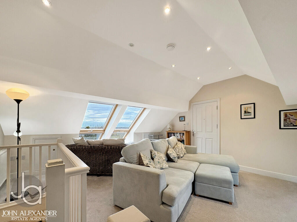 Albemarle Street, Harwich photo 3