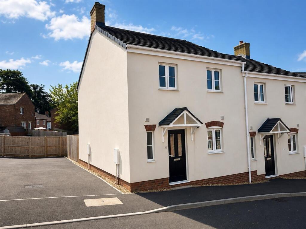 Main image of property: Applebee Way, Lyme Regis