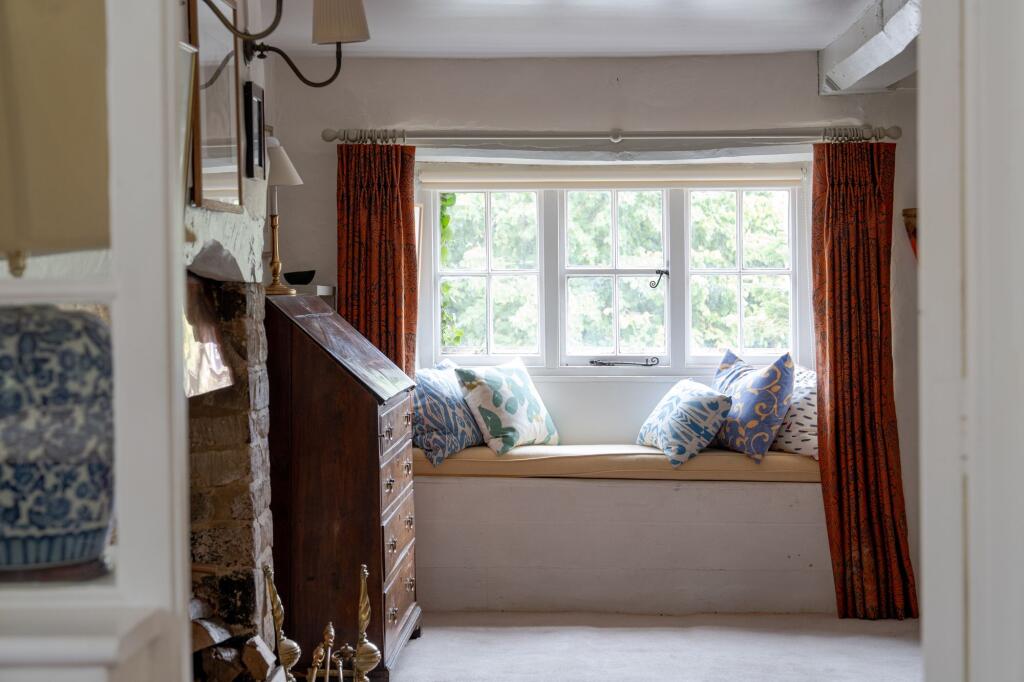 House in Oxford - More