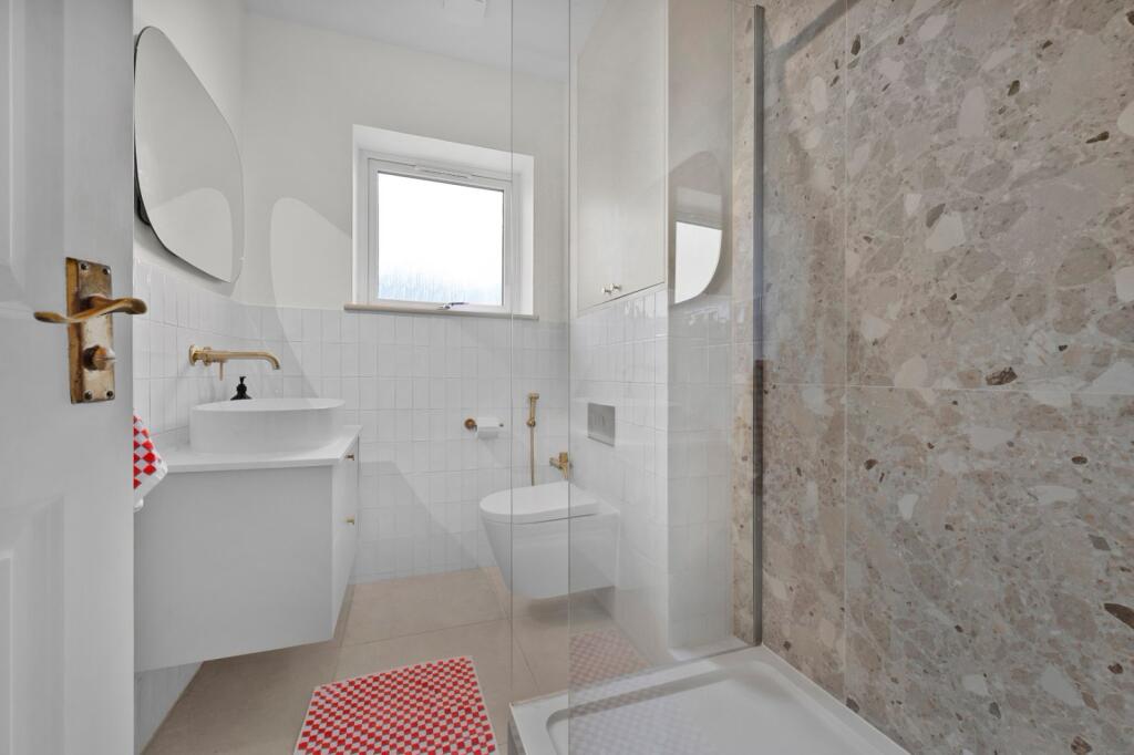 Apartment in London, Britannia Village, Canning Town - View 4