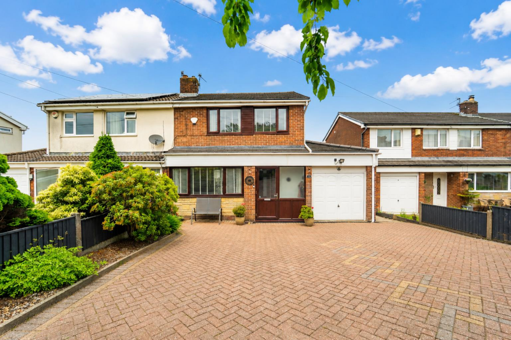 Fairways Drive, Burnley