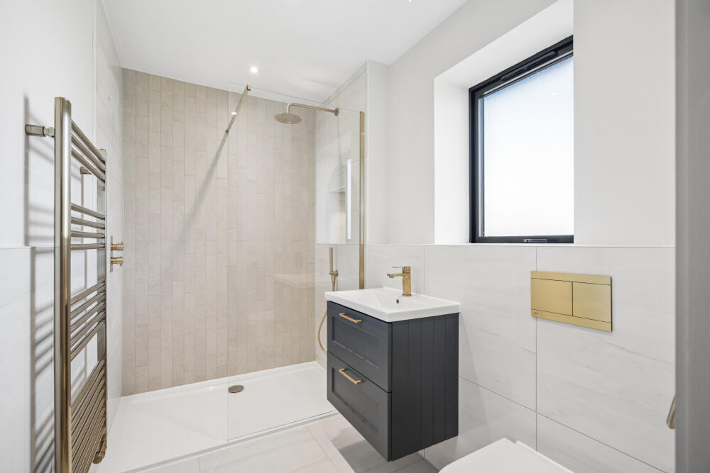 Additional image 17 of Kennel Lane, Harpenden, AL5