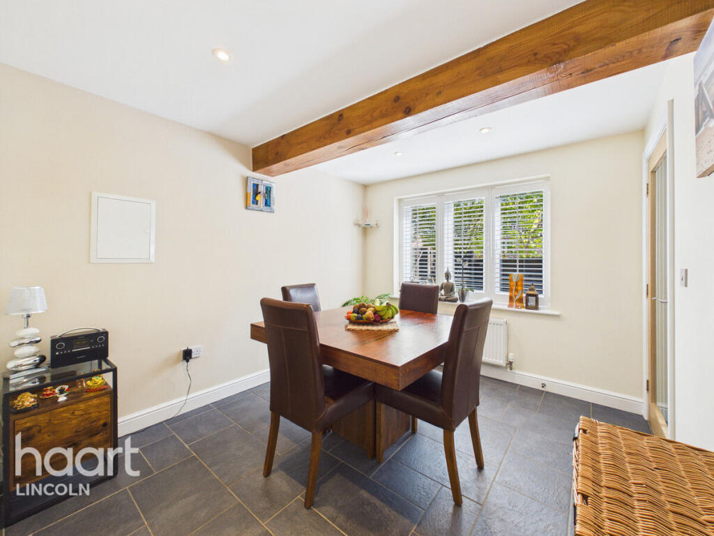 House in Nocton - More