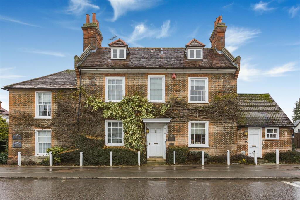 Main image of property: High Street, Codicote, Hitchin