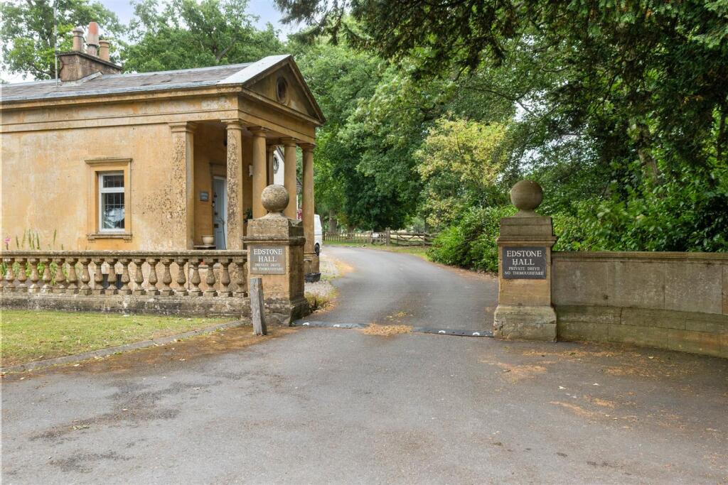 Additional image 44 of Edstone Hall, Edstone, Wootton Wawen