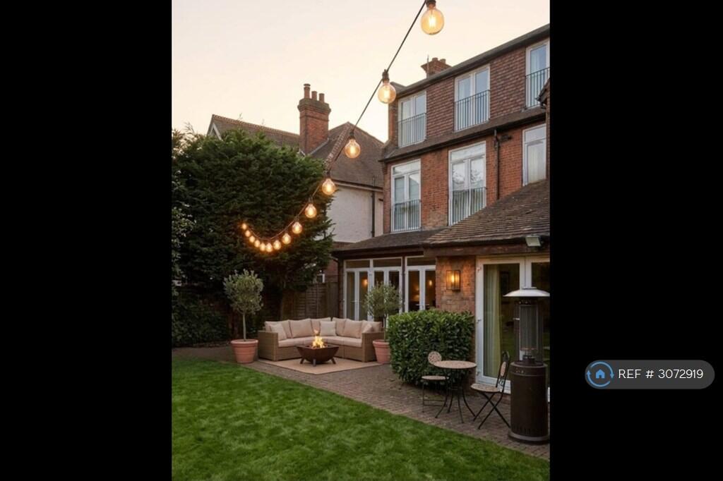 Main image of property: Hanger Lane Ealing, London, W5