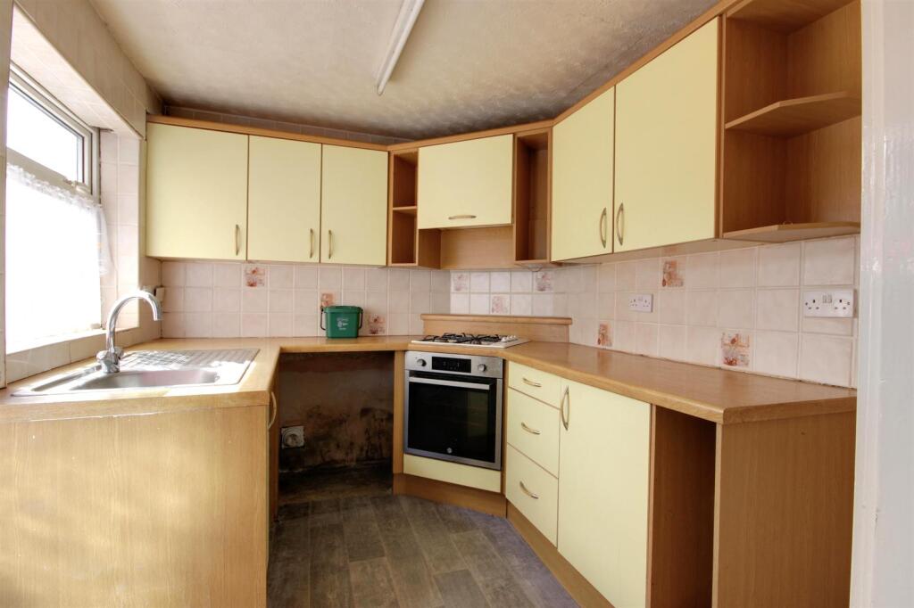 House in Hull, Kingston upon Hull - More