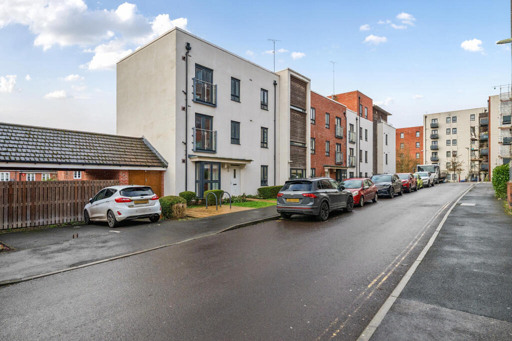 Main image of property: Sinclair Drive,BASINGSTOKE TOWN