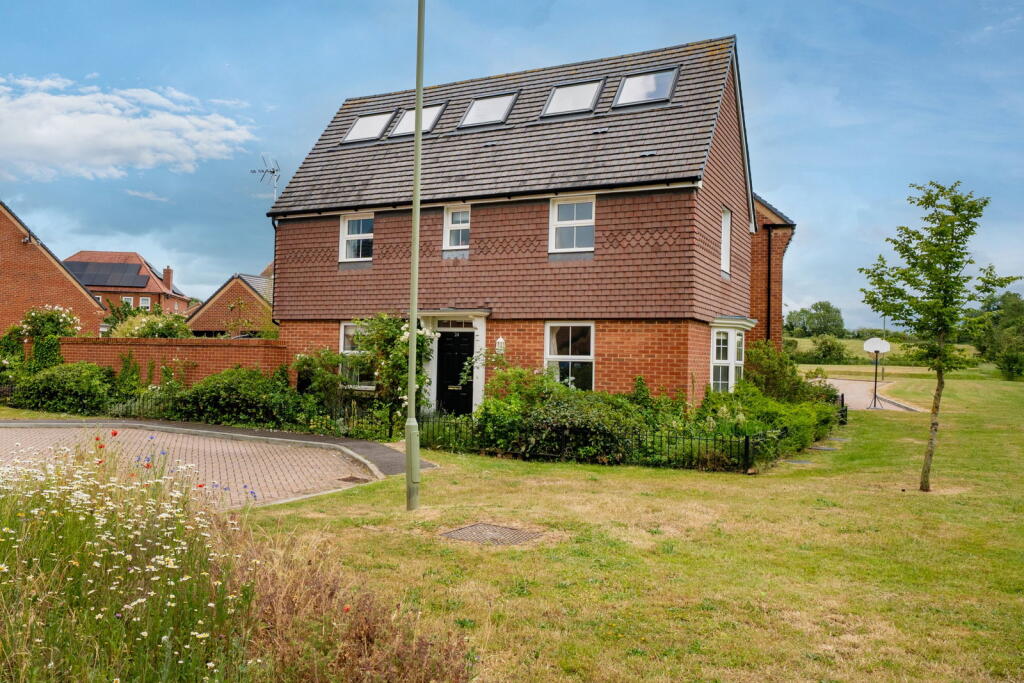 Main image of property: Shuttle Street, Whitchurch, RG28 7FS