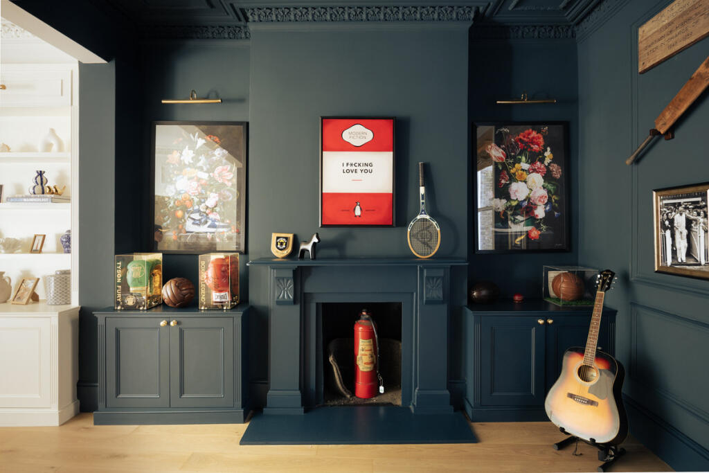 House in London, Clapham Junction - View 2