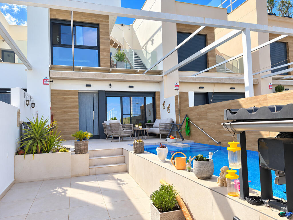 Main image of property: Valencia, Alicante, Ciudad Quesada