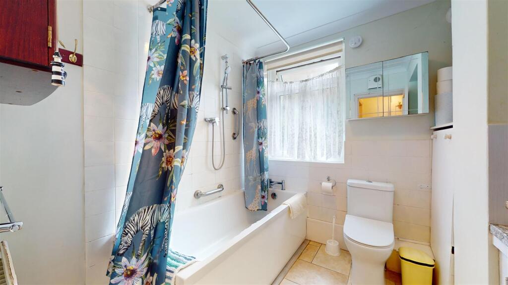 Apartment in Bournemouth - View 5