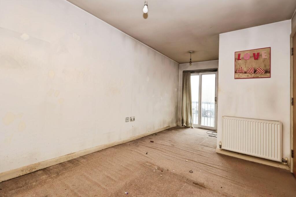 Apartment in Widnes, Halton - View 5