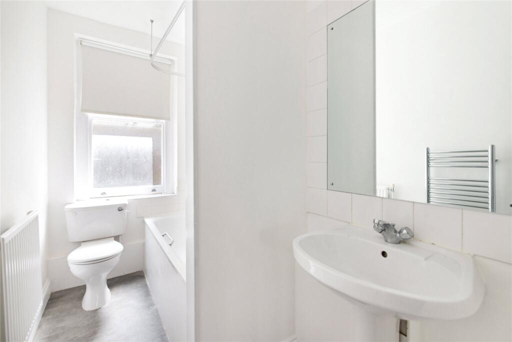 Apartment in London - View 4