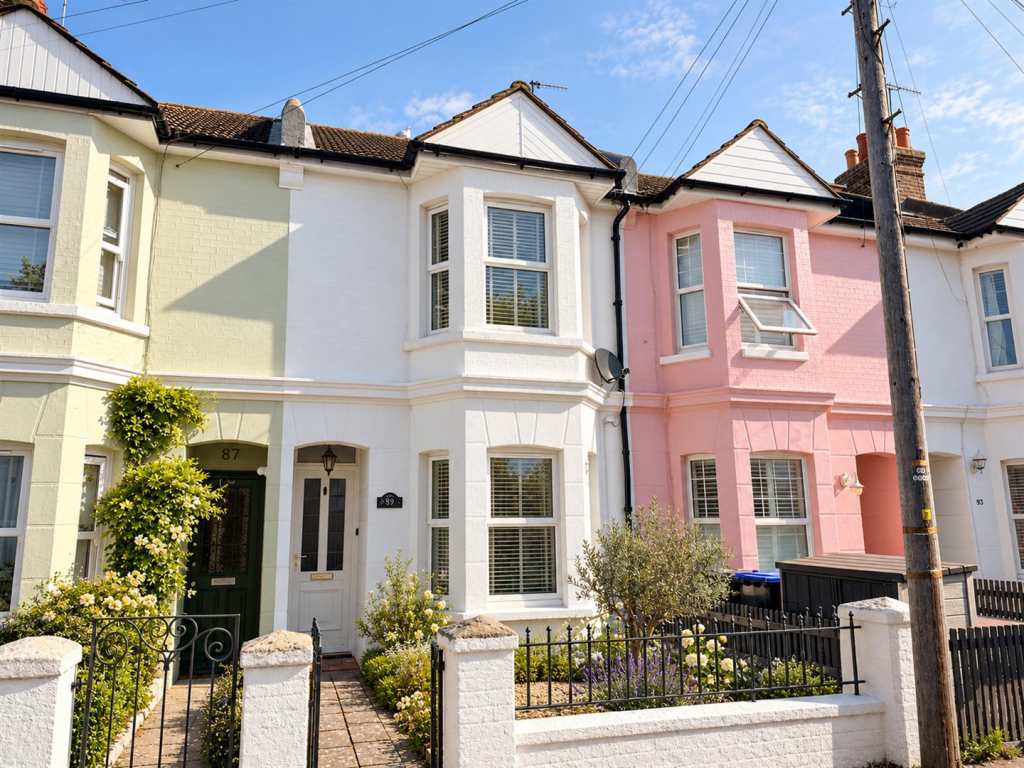 Main image of property: Becket Road, Worthing, BN14 7EU