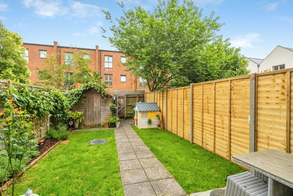 Longley Road, CHICHESTER, West Sussex, PO19 - View 4