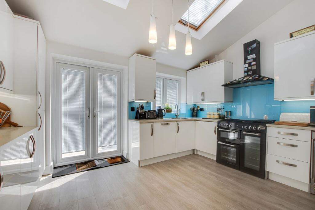 House in Sidcup, Blackfen - View 5