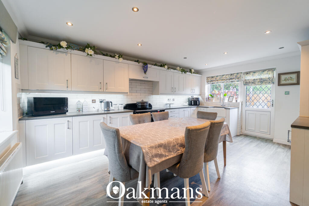 Furze Lane, Redditch, B98 photo 5