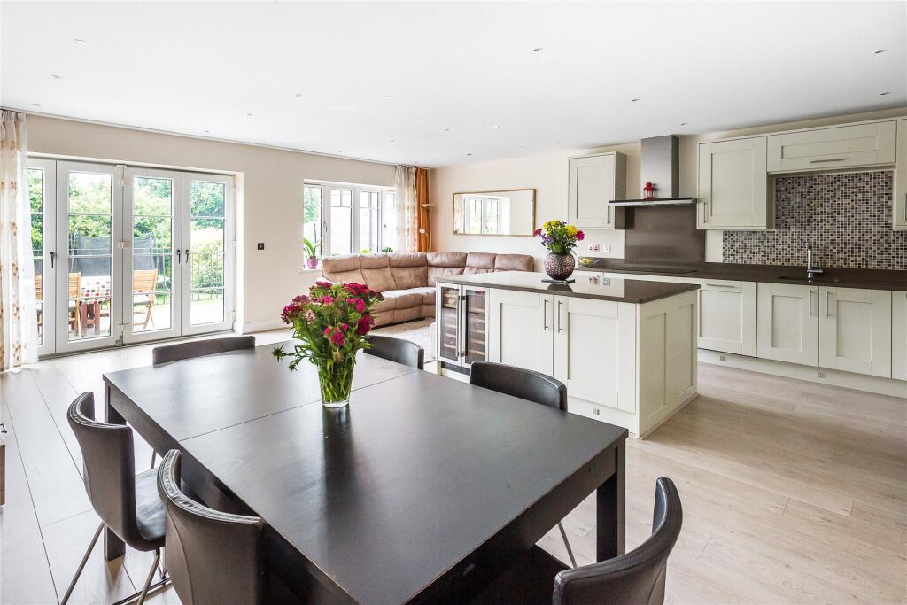 House in Guildford - View 3