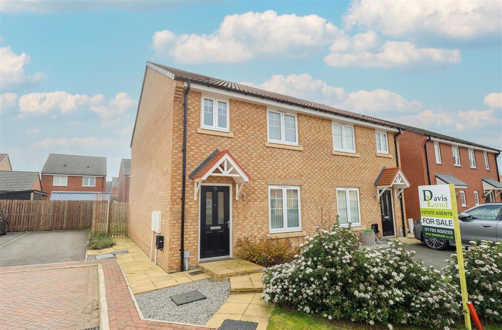 Main image of property: Stable Mews, Boroughbridge, York