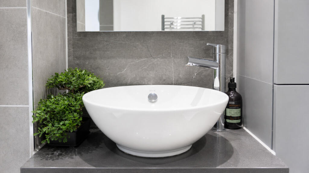 Apartment in London, Gallions Reach - View 5