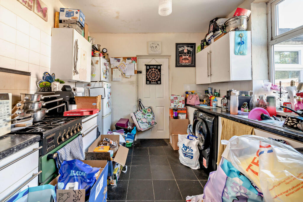 House in Sefton, Liverpool City Region - View 3