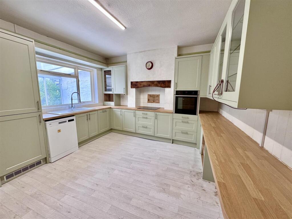 House in Llandudno - View 4
